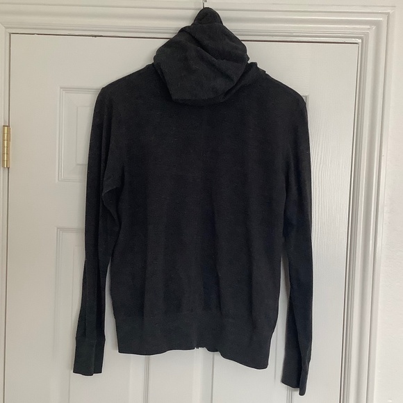 Women’s Size Large USED Nike Gray Zip Up Hoodie Lightweight Sweatshirt - Picture 7 of 8